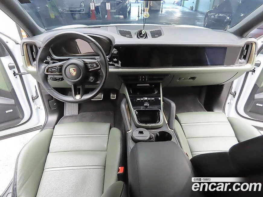 Porsche Cayenne 2024