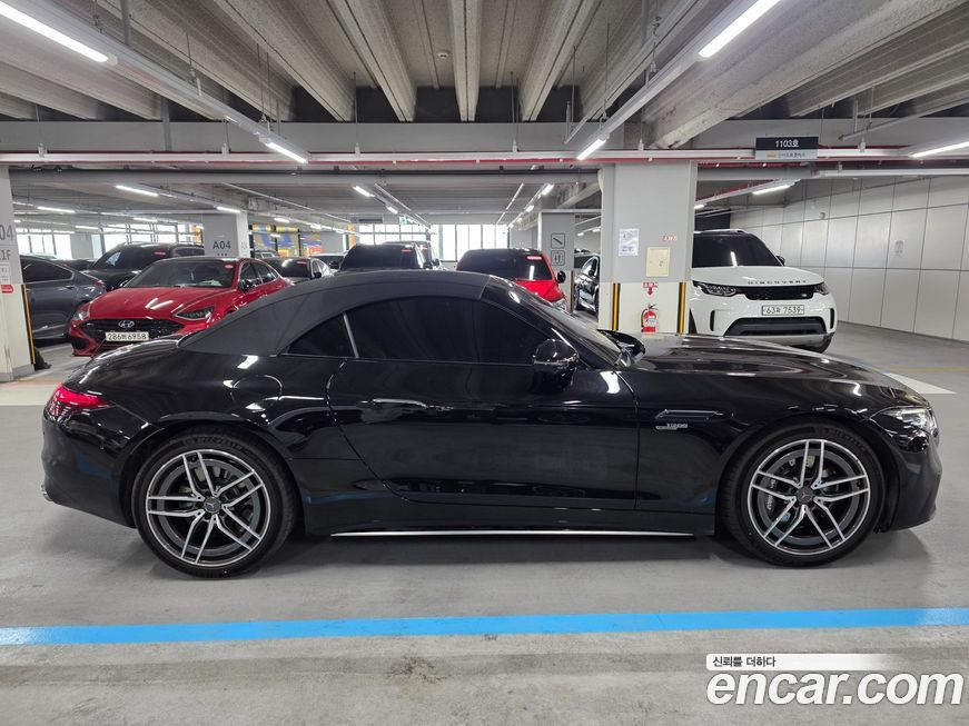 Mercedes-Benz SL-Class 2025