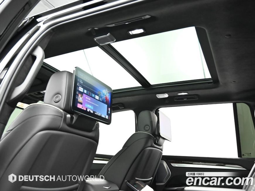 Cadillac Escalade 2025