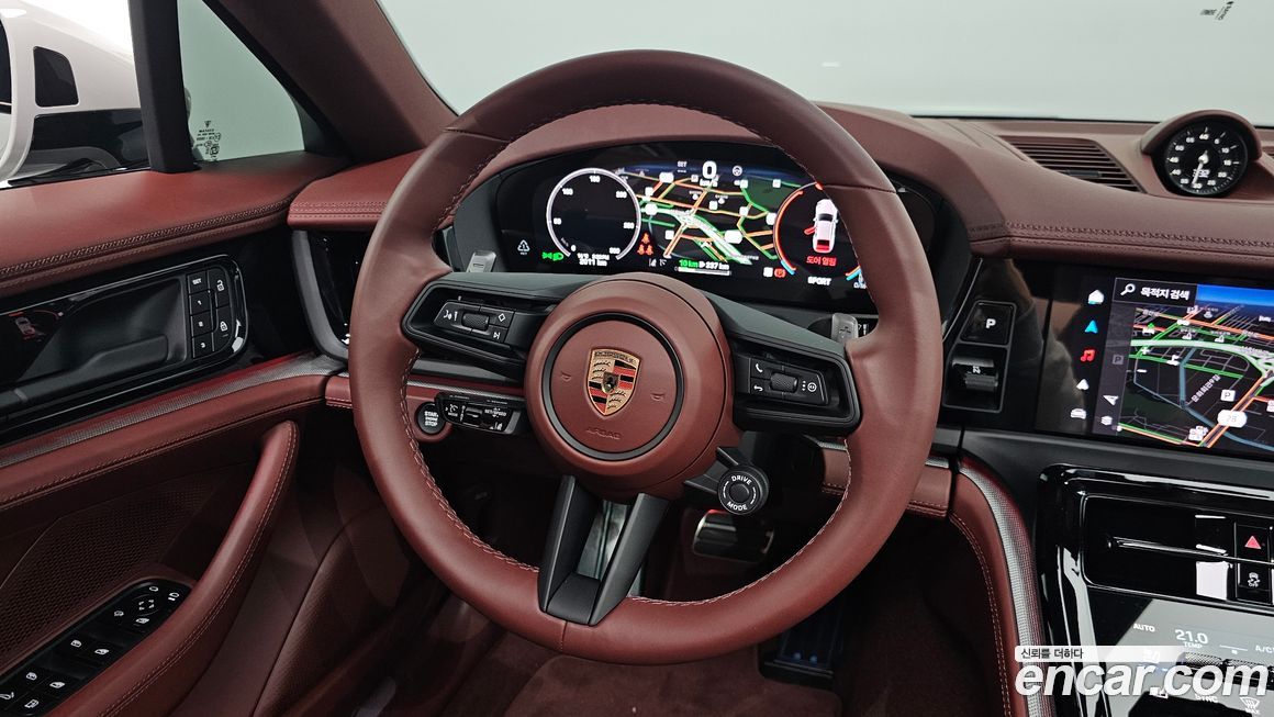 Porsche Panamera 2025