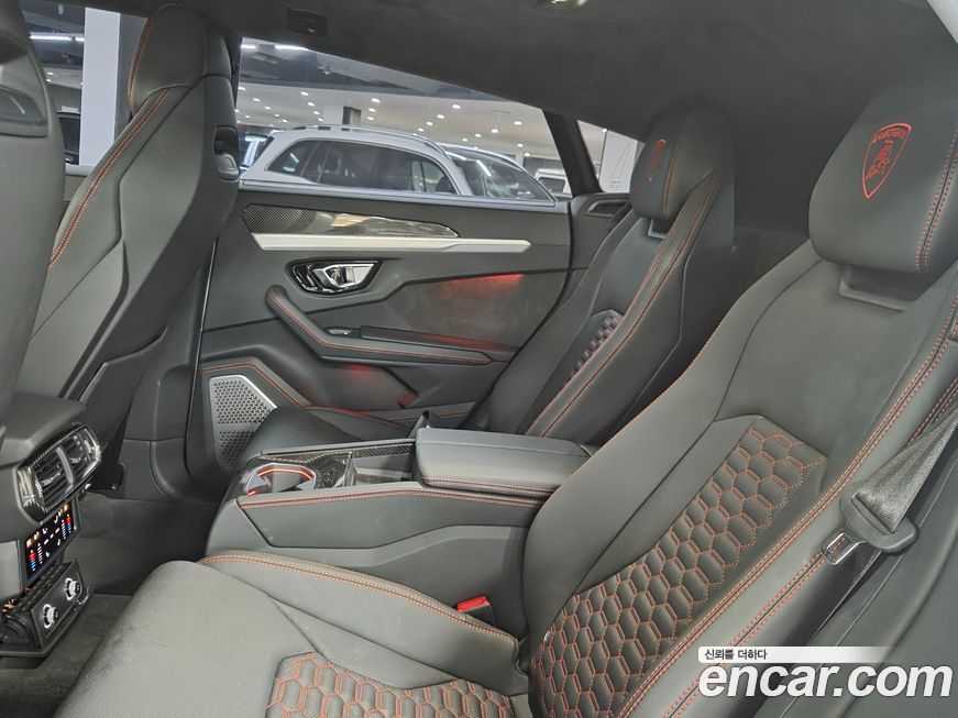 Lamborghini Urus 2020