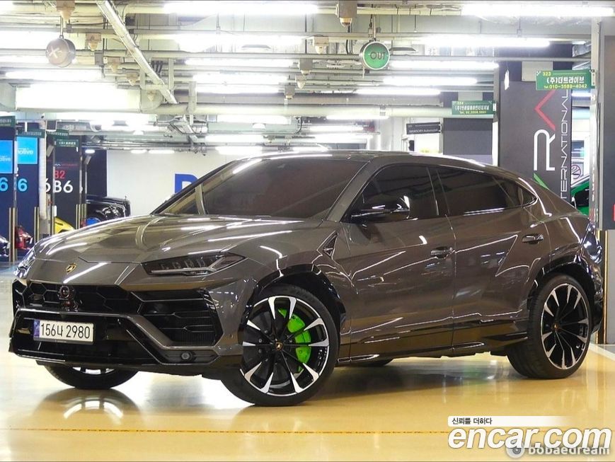 Lamborghini Urus 2022