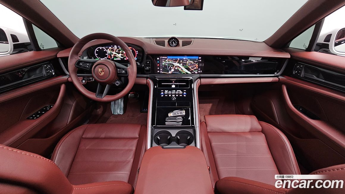 Porsche Panamera 2025