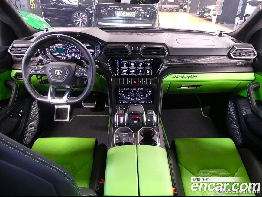 Lamborghini Urus 2022