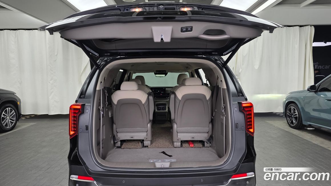 Kia Canival 2025