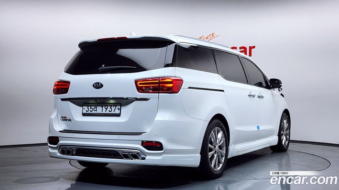 Kia Canival 2019