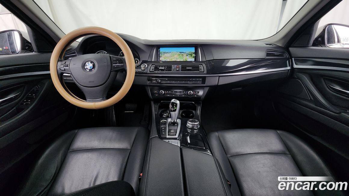 BMW 5-Series 2016