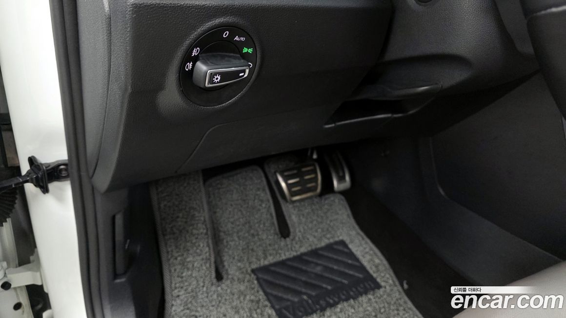 Volkswagen T-Roc 2021