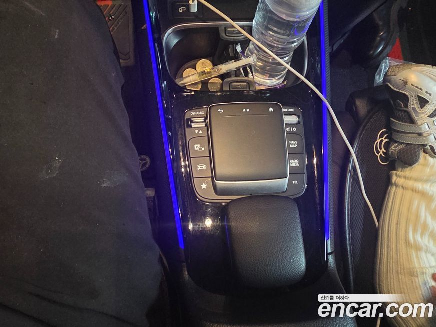 Mercedes-Benz GLB-Class 2021