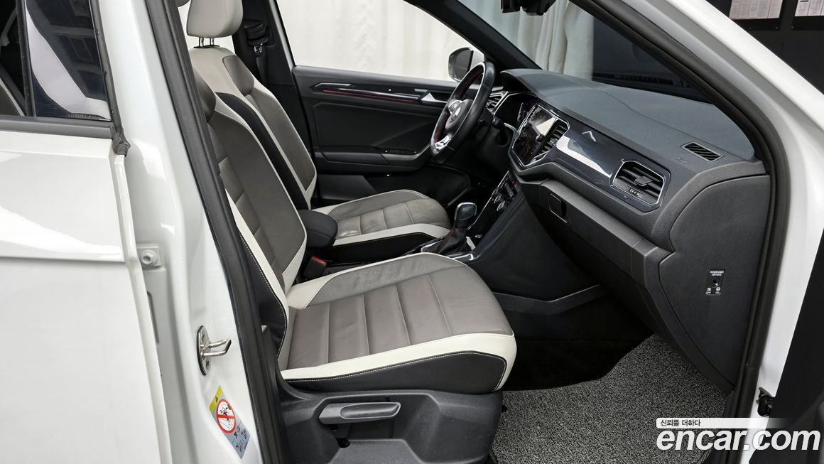 Volkswagen T-Roc 2021