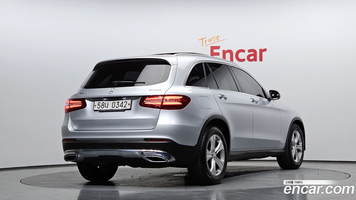 Mercedes-Benz GLC-Class 2017