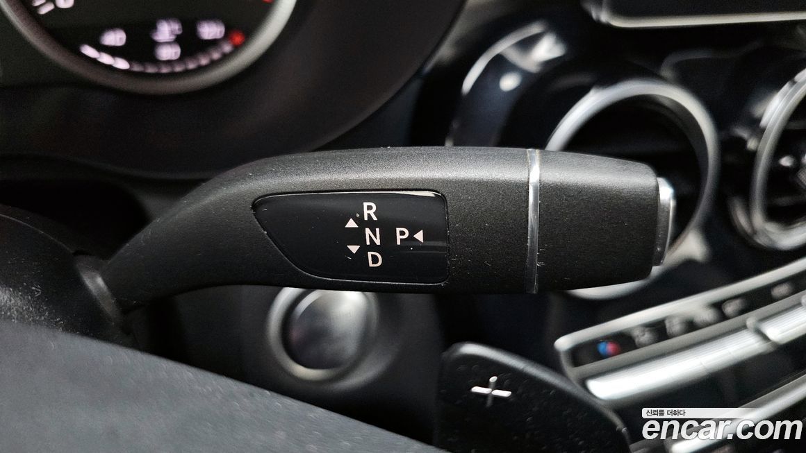 Mercedes-Benz GLC-Class 2017