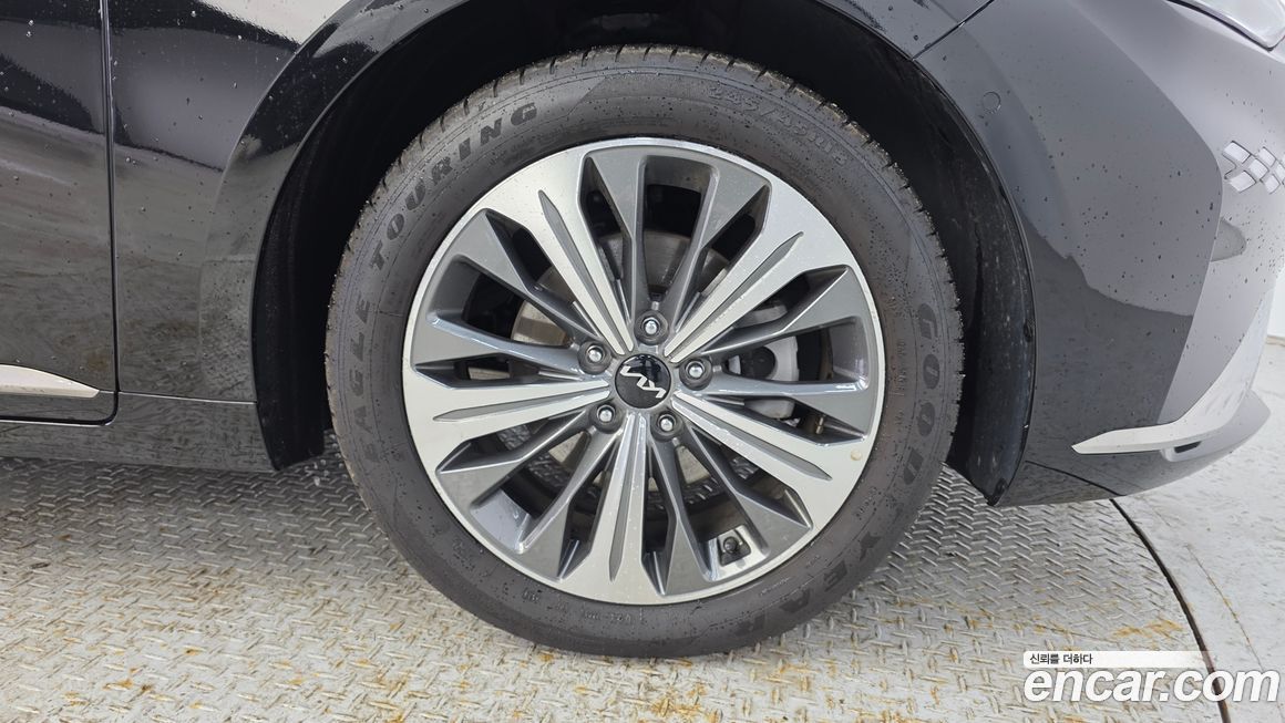 Kia K8 2024
