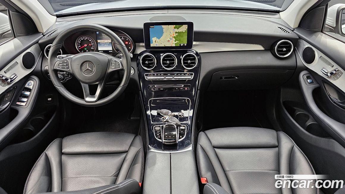 Mercedes-Benz GLC-Class 2017