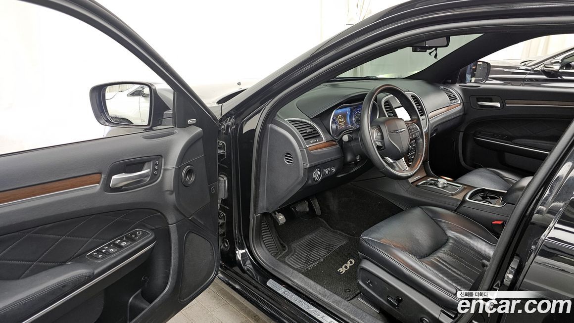 Chrysler 300C 2016