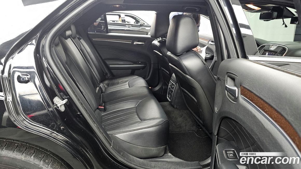 Chrysler 300C 2016