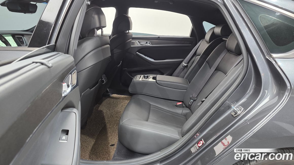 Genesis G80 2018