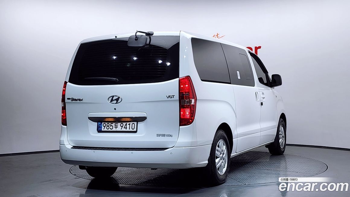 Hyundai Starex 2021