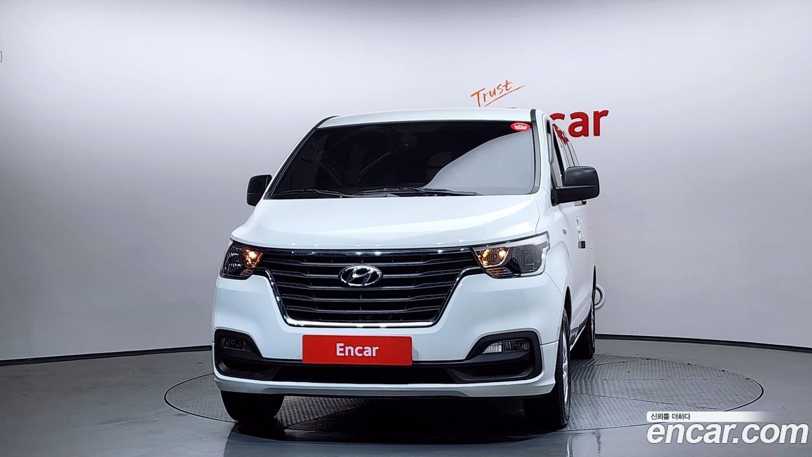 Hyundai Starex 2021