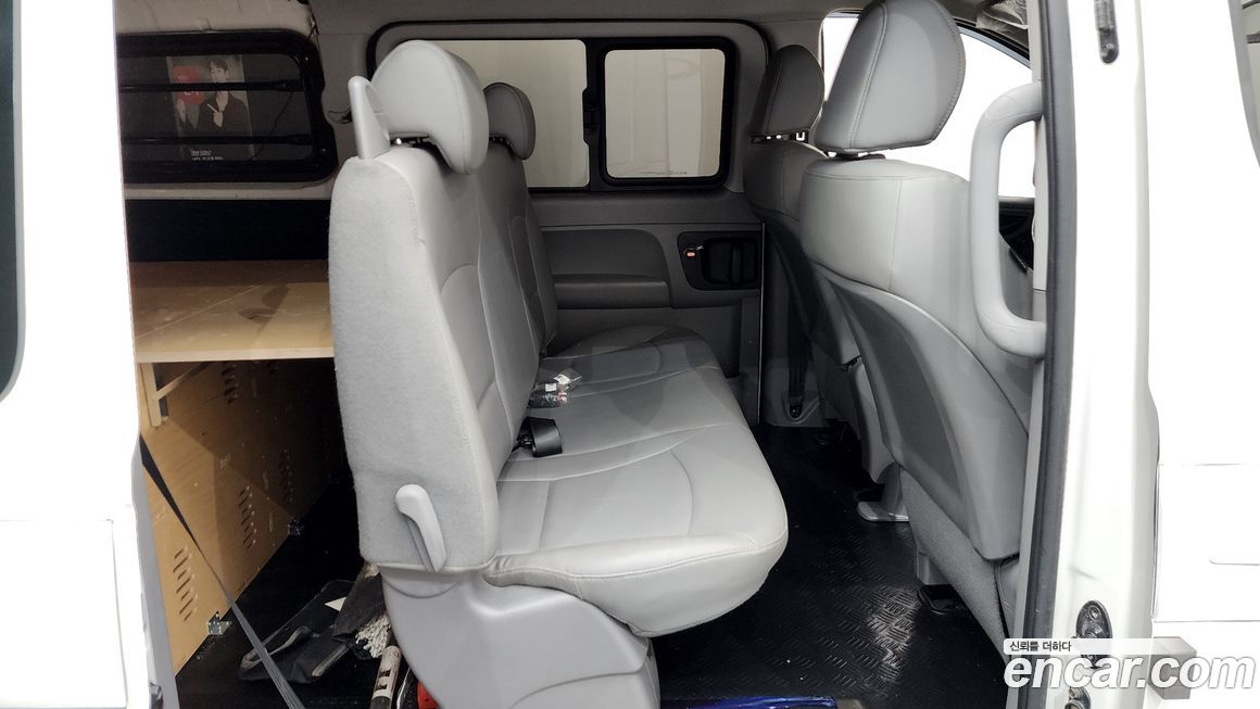Hyundai Starex 2021