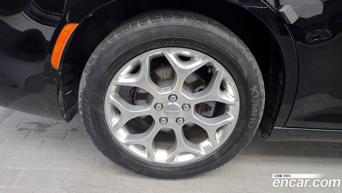 Chrysler 300C 2016