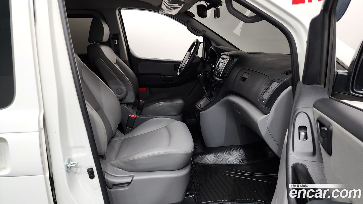 Hyundai Starex 2021