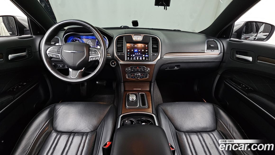 Chrysler 300C 2016