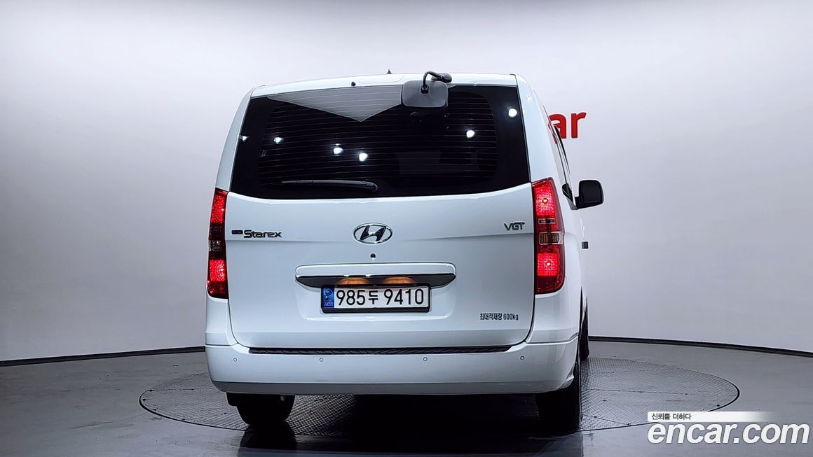 Hyundai Starex 2021