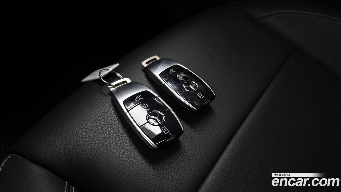 Mercedes-Benz E-Class 2020