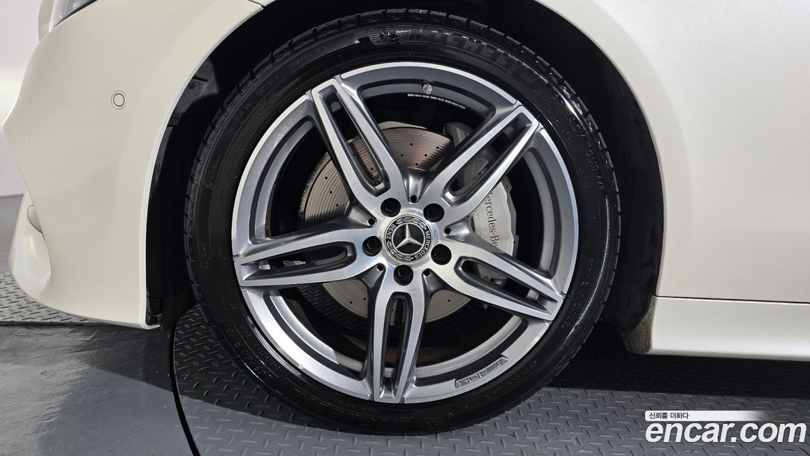 Mercedes-Benz E-Class 2020