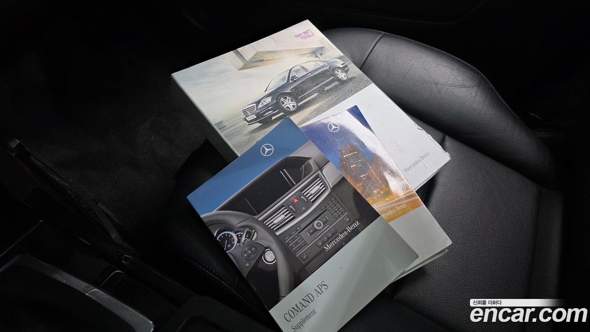 Mercedes-Benz E-Class 2011