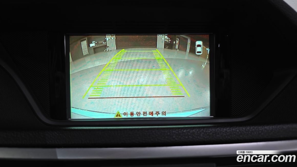 Mercedes-Benz E-Class 2011