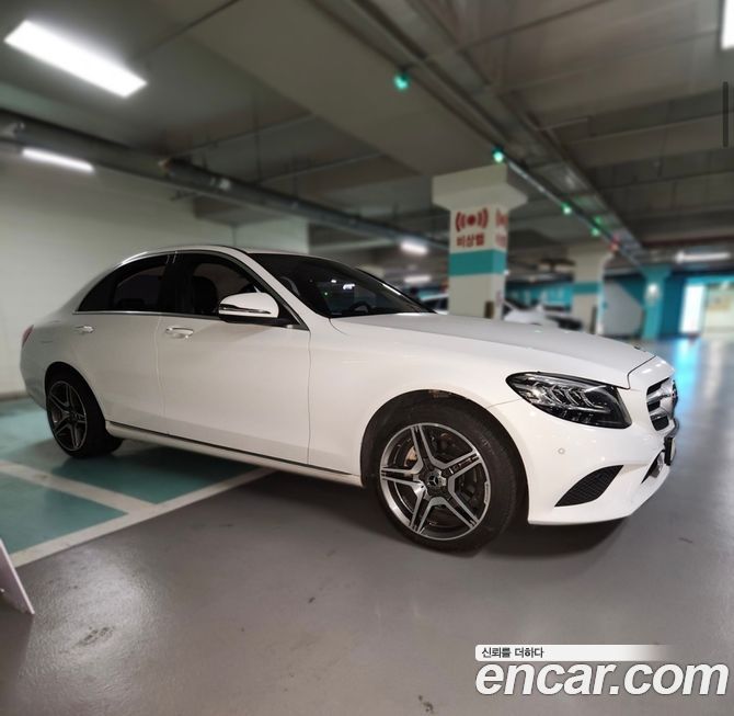 Mercedes-Benz C-Class 2019