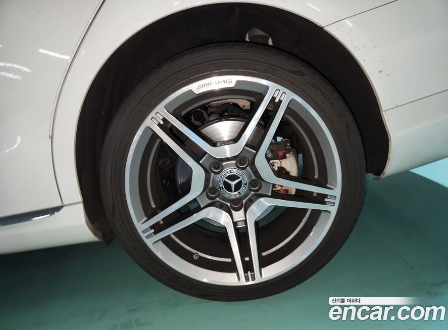 Mercedes-Benz C-Class 2019