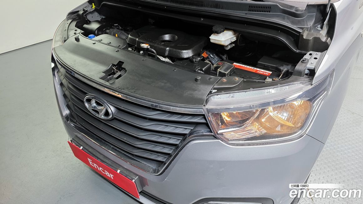 Hyundai Starex 2020