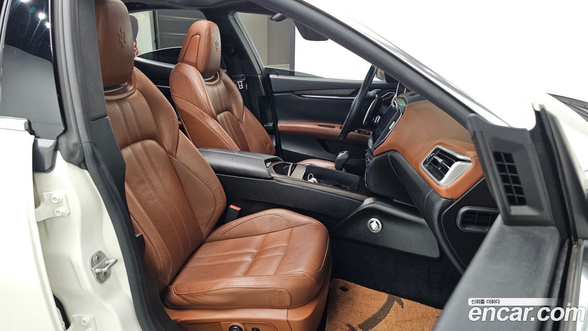 Maserati Ghibli 2017