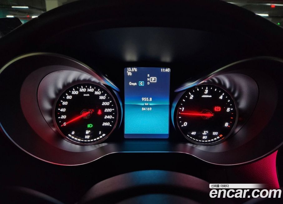 Mercedes-Benz C-Class 2019