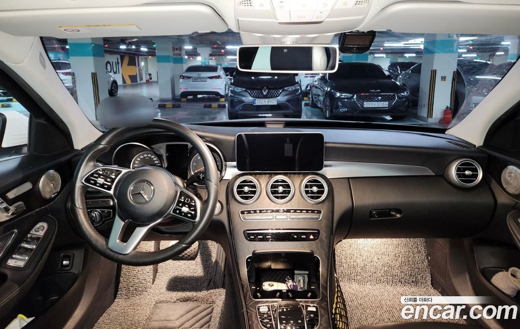 Mercedes-Benz C-Class 2019