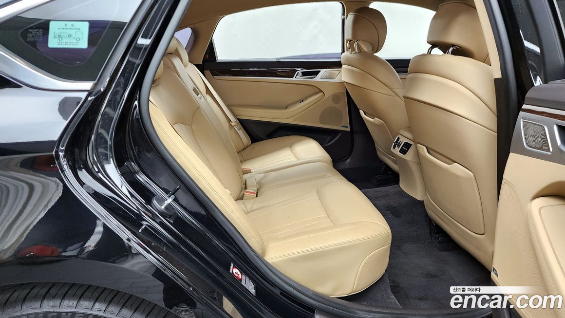 Genesis G80 2017