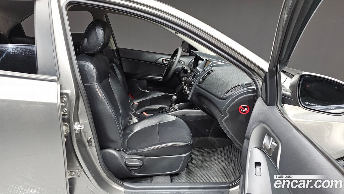 Kia Porte 2012