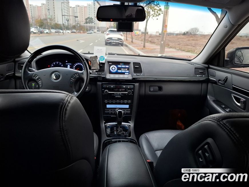 Kia OPIRUS 2011