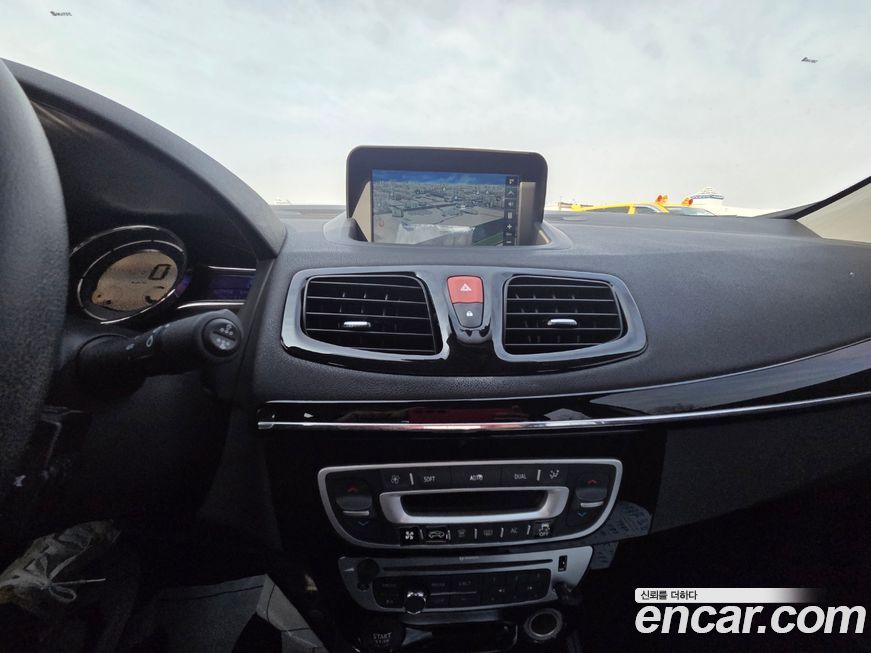 Renault-KoreaSamsung SM3 2016