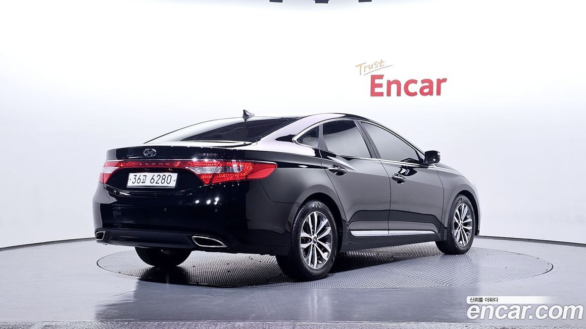 Hyundai Grandeur 2012