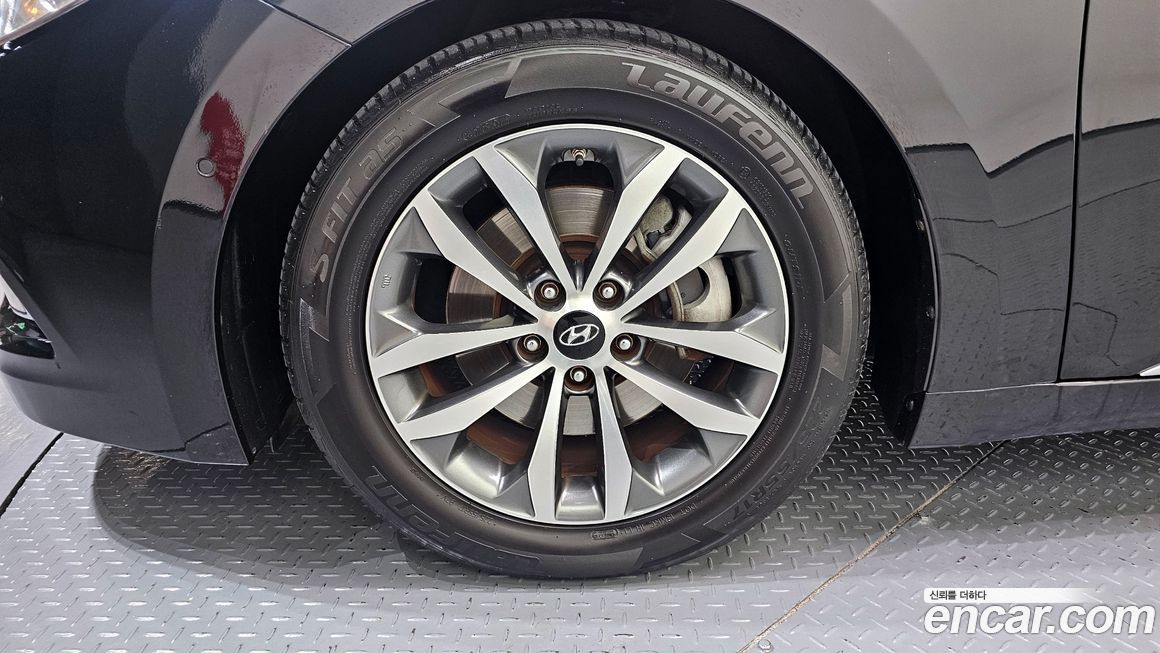 Hyundai Grandeur 2012