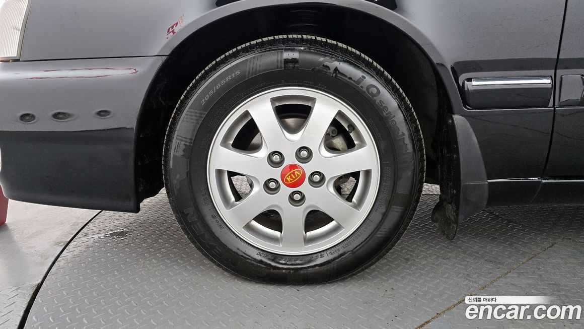 Kia Potentia 2000