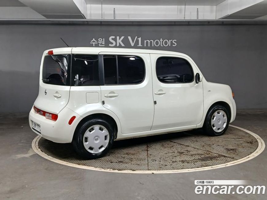Nissan Cube 2011