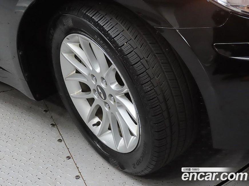 Hyundai Genesis 2009
