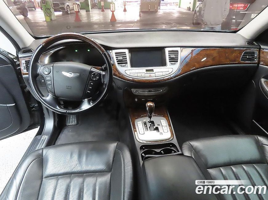 Hyundai Genesis 2009