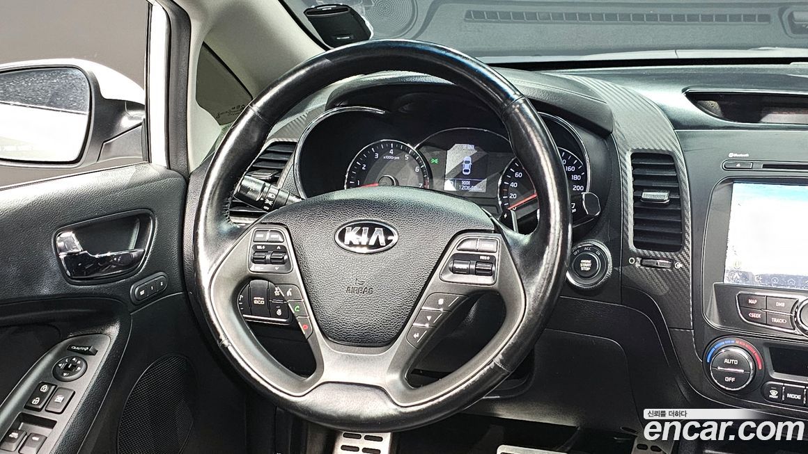 Kia K3 2013
