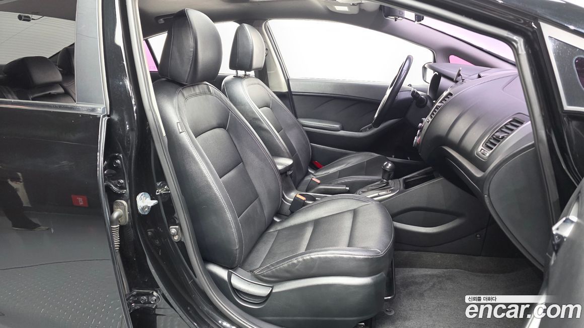 Kia K3 2015